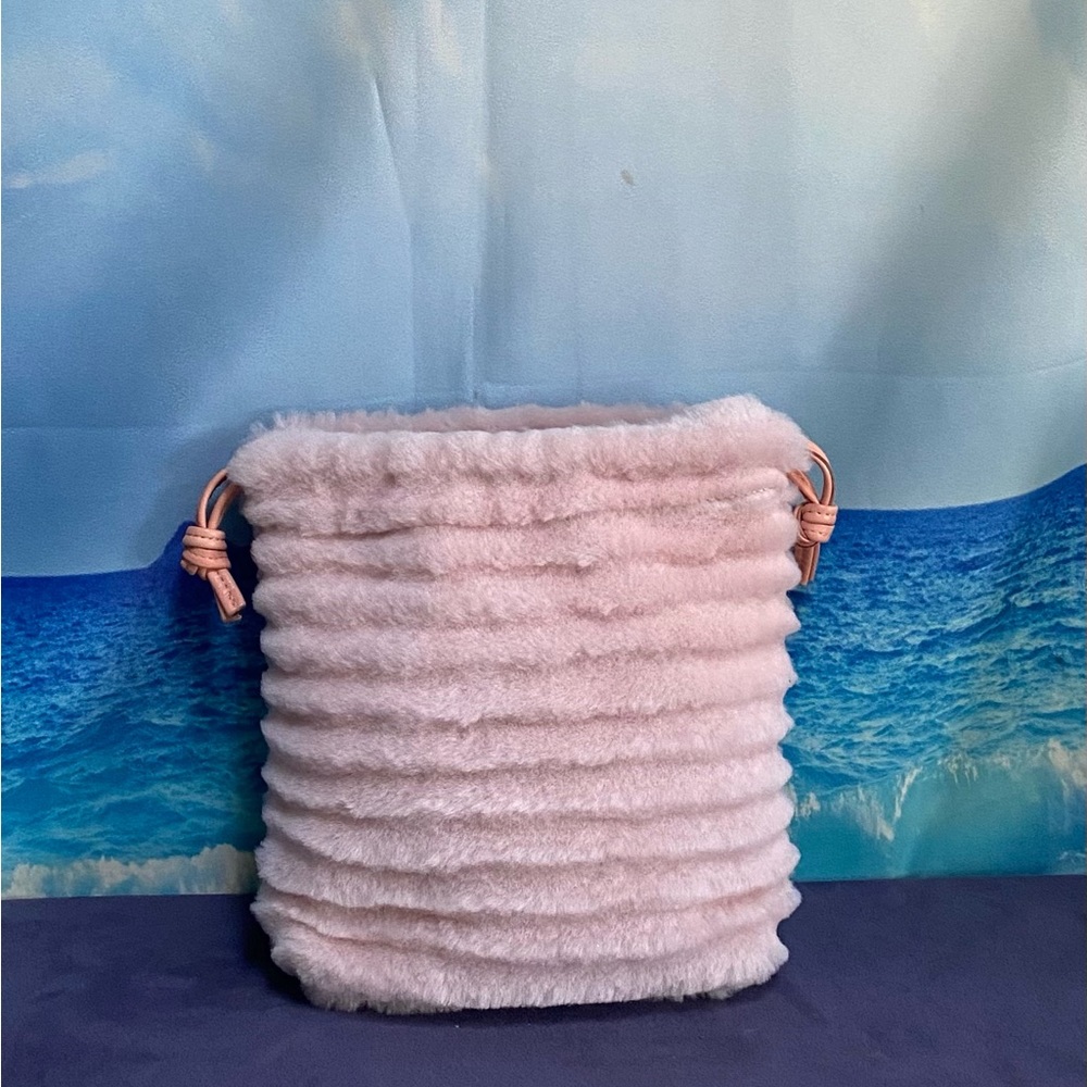 CLARE V. Drawstring Pouch Blush